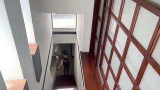 Wife caughts real state agent fucking her husband while showing the house